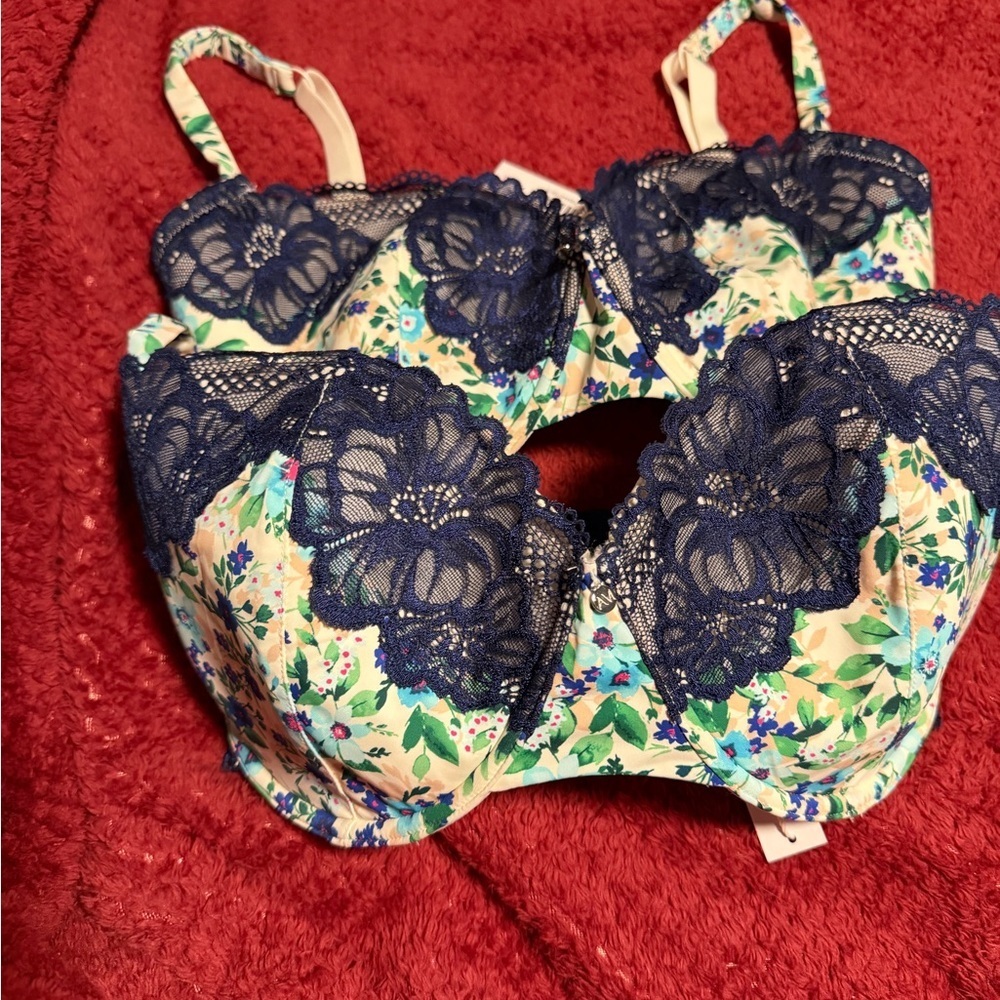 Adore Me Navy and Cream Floral Lace Bra